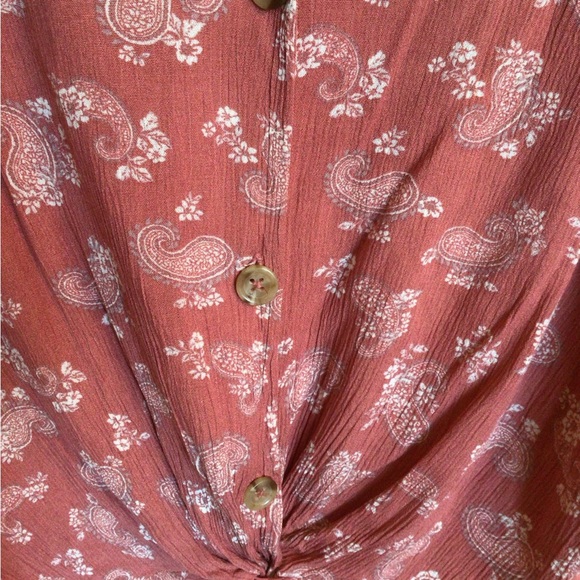 SO XL paisley print twist front women’s short sleeve Rayon blouse - Picture 4 of 6